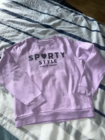 Pull fille 10 ans