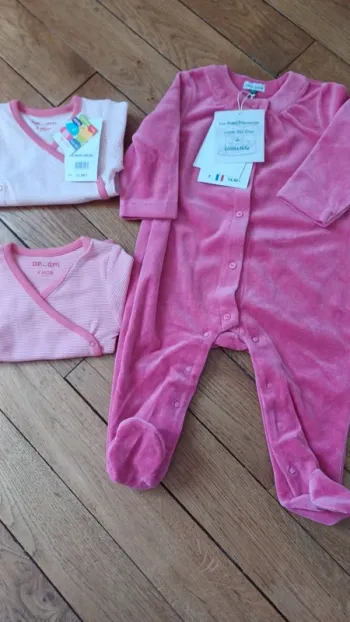 Pyjama + 2 bodies