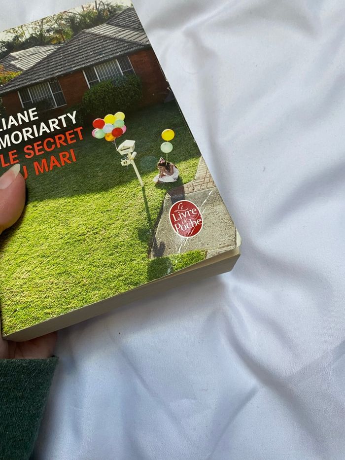 Livre « Le secret du mari » de Liane Moriarty - Roman - Format poche - photo numéro 5