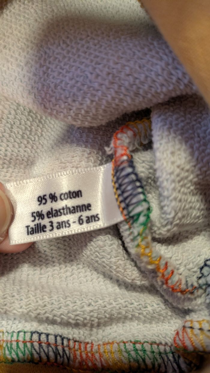 Ensemble petites menottes - photo numéro 3