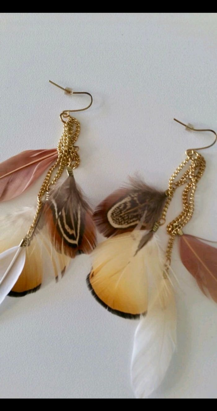 parure de boucles d'oreilles ASOS  multi chaînes plumes - photo numéro 2