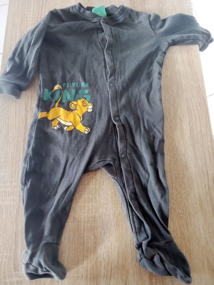 Lot 3 mois thème Disney - photo numéro 8