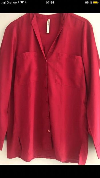 Blouse couleur framboise