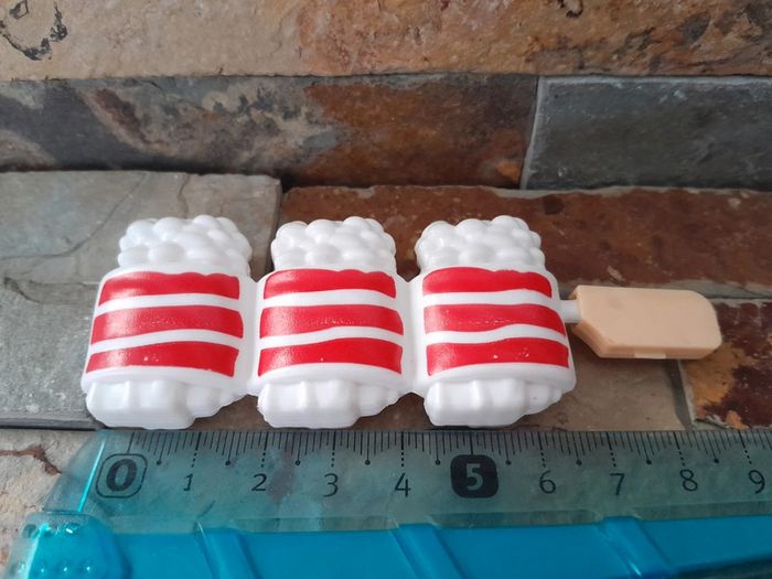 Accessoire pour dînette C. Cannes