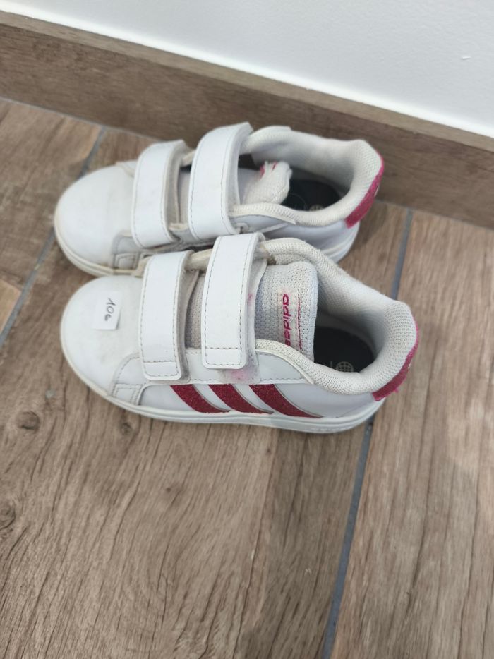 Basket adidas 24 - photo numéro 2