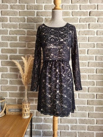 Magnifique robe en dentelle noire La Redoute - Comme neuve