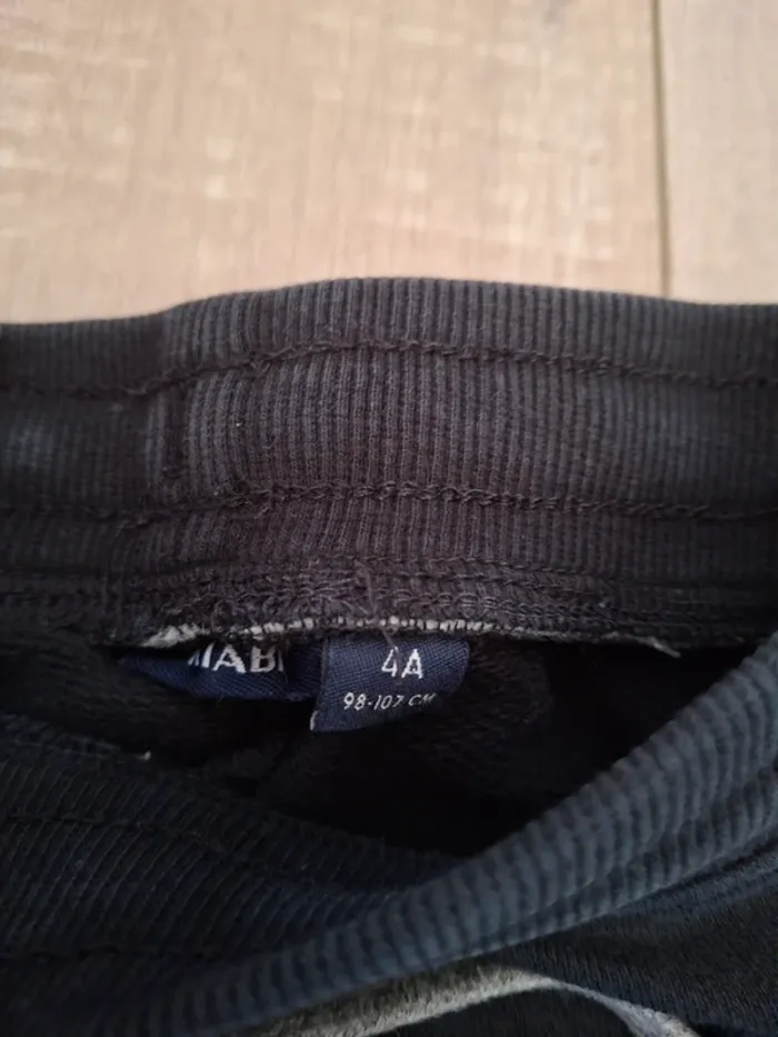 Lot 2 pantalons kiabi 4 ans - photo numéro 6