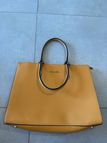 Sac à main et bandoulière couleur moutarde Flora & Co, très bon état, 39*30cm