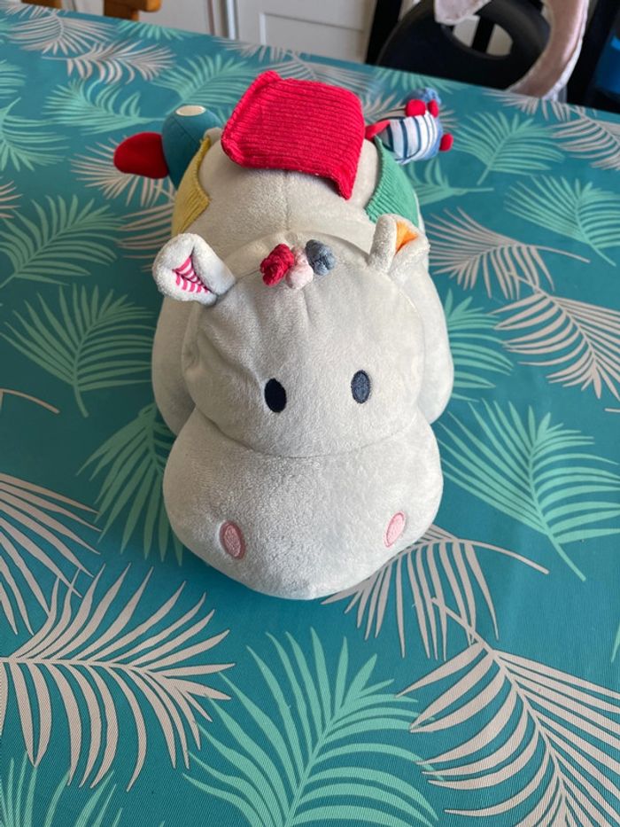 Peluche hippopotame