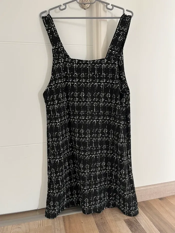 Robe mi-saison t36 - photo numéro 2