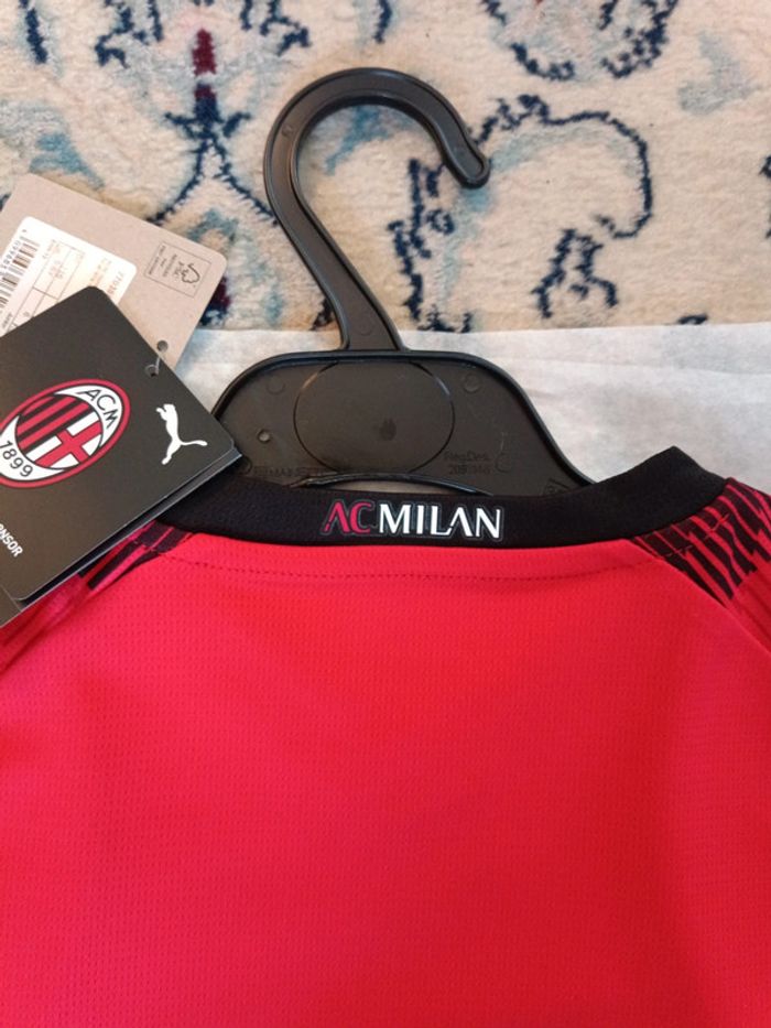 Tenue de foot Puma, équipe Milan AC taille 5/6 ans authentique neuf - photo numéro 14