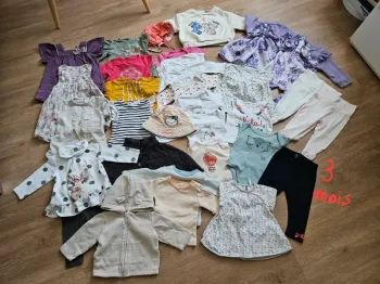 Lot de vêtements fille