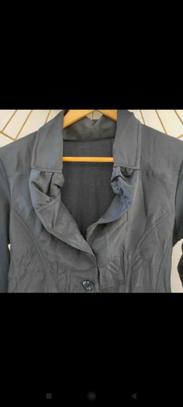 Veste femme taille XS très bon état - photo numéro 2