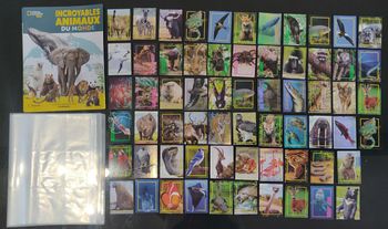 Lot classeur Incroyables animaux neuf + 64 cartes