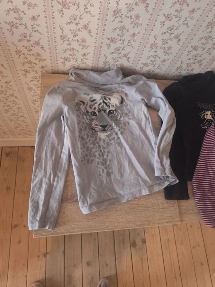 Lot de 13 vêtements 8 ans