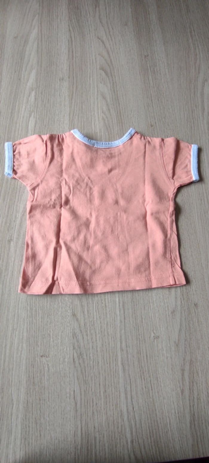 T shirt 6 mois - photo numéro 2