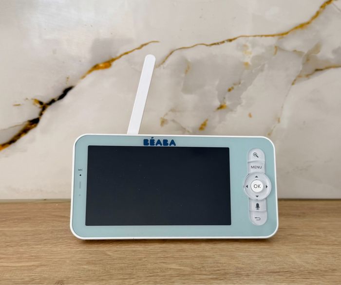 Moniteur parent écran de babyphone Beaba Zen Premium.