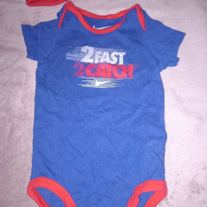Ensemble Nike 0-6mois - photo numéro 3