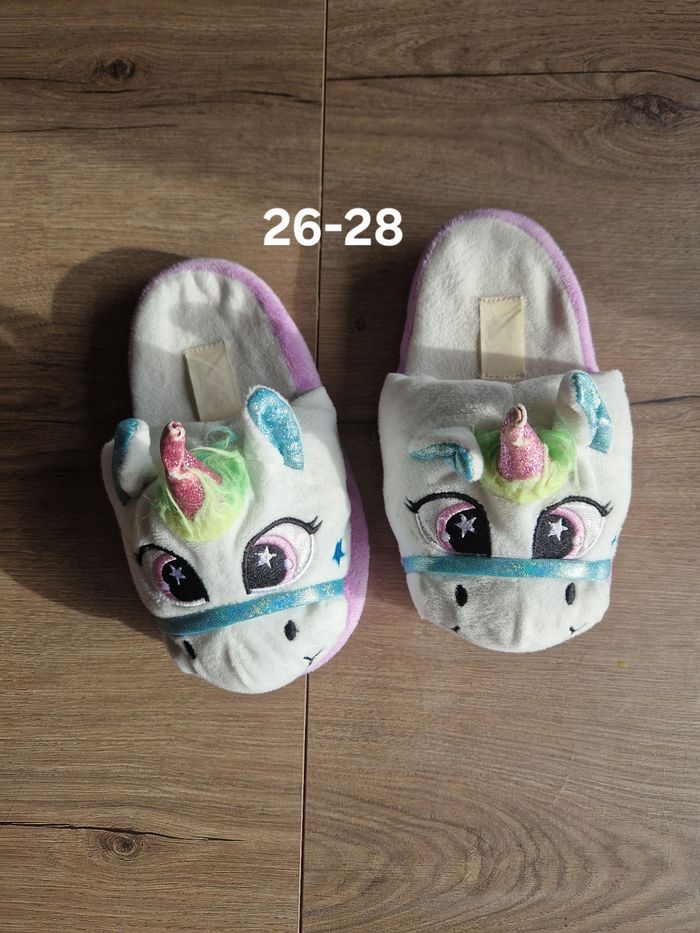 Chaussons licorne 26-28