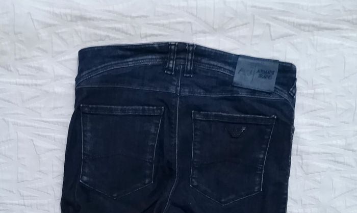 Armani jean bleu brut taille 34 - photo numéro 2