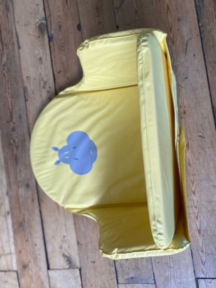 Coussin réducteur en mousse pour chaise haute de bébé - photo numéro 6