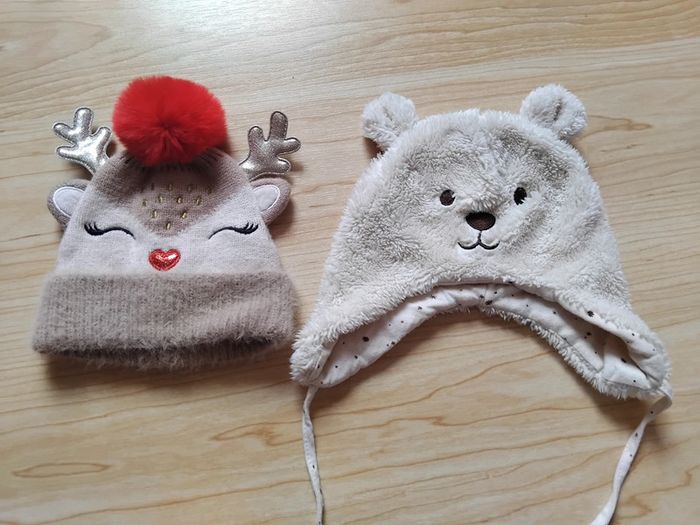 Lot bonnets 6-12 mois