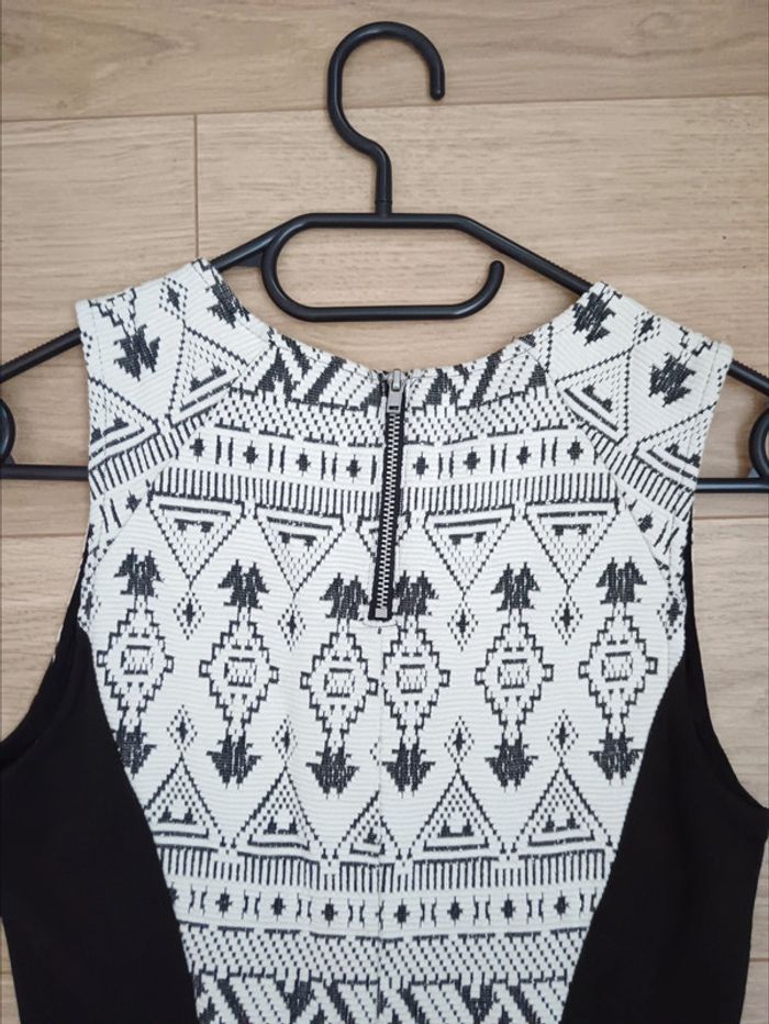 Robe motifs ethniques H&M taille 34 - photo numéro 4