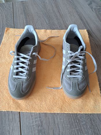 Adidas " Spezial "