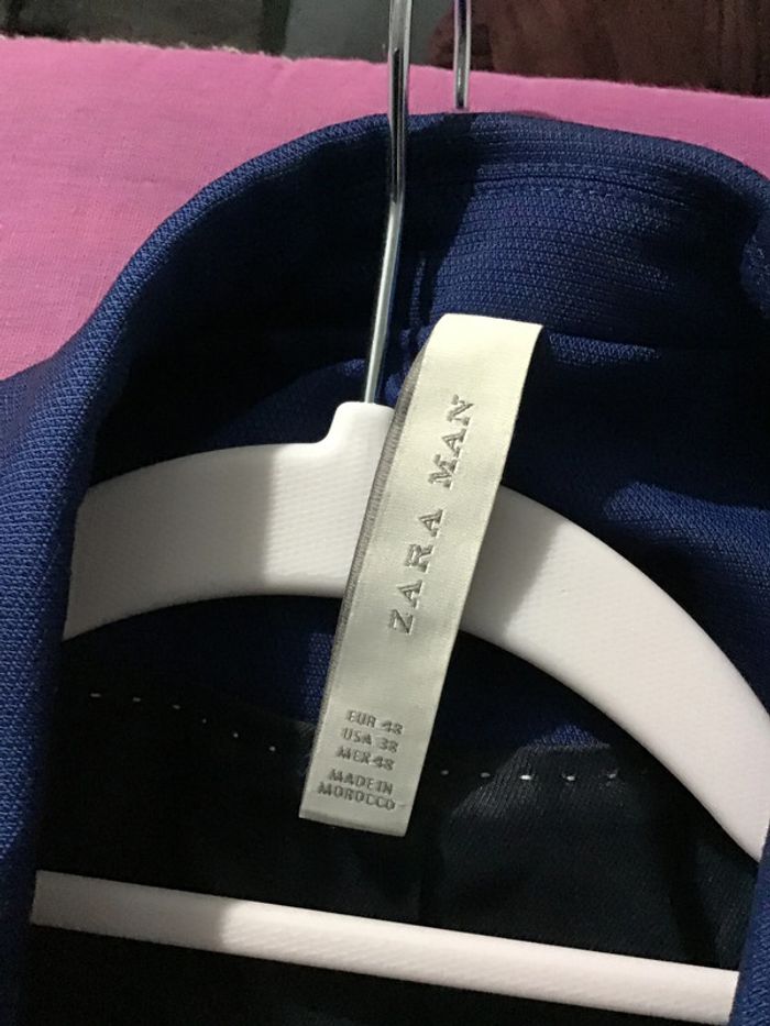 Costume  homme Zara veste T 48 pantalon T 40 porte 1 fois très très bon état - photo numéro 3