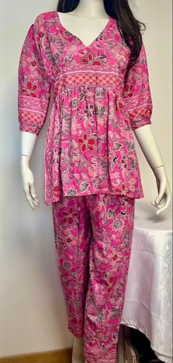 Ensemble blouse et pantalon 