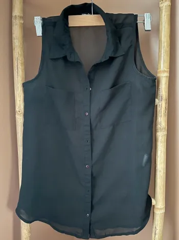 Chemise noire transparente