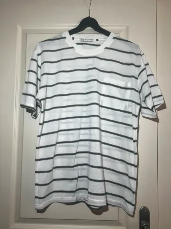 T-shirt Oujian