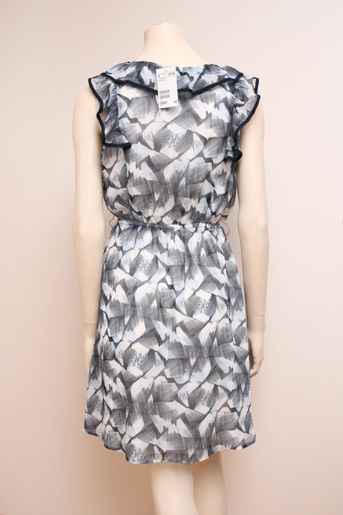 Robe neuve - photo numéro 3