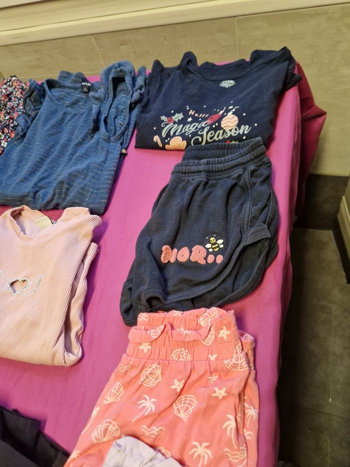 Lot vêtements 8ans fille N 16 - photo numéro 4