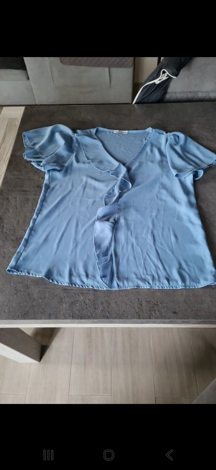 Lot hauts  femme taille 44 - photo numéro 3