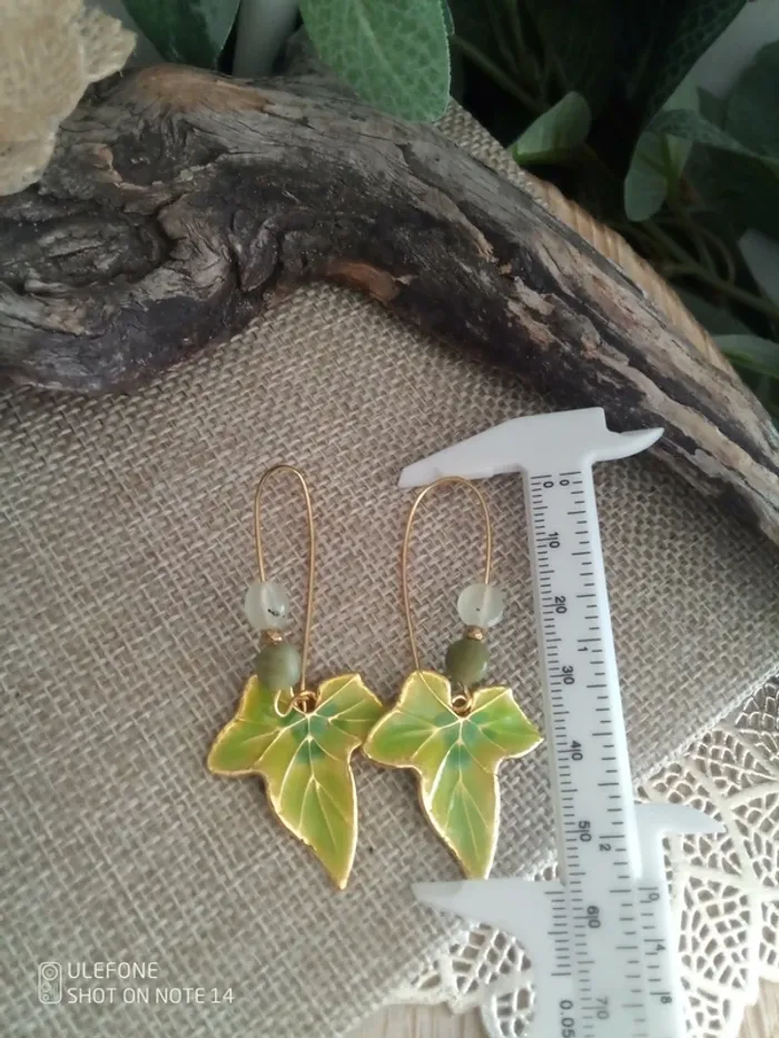 Boucles d'oreilles bohèmes jade et feuilles de lierres - photo numéro 2