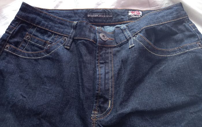Jeans Complices taille 44 - photo numéro 2