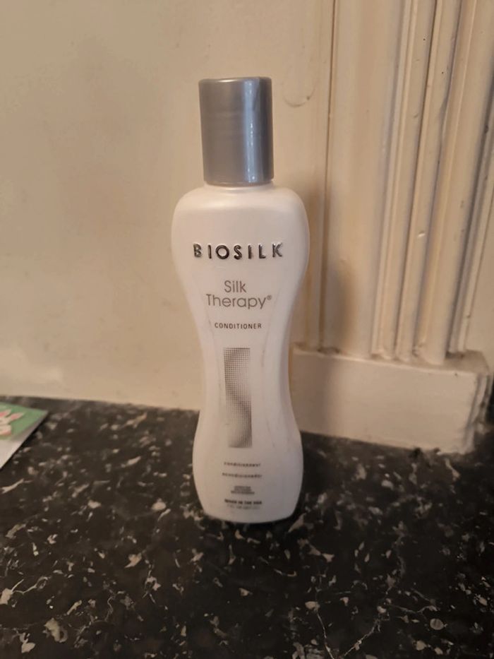 Après shampooing biosilk silk therapy neuf