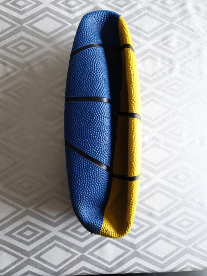 Ballon de basket neuf - photo numéro 5