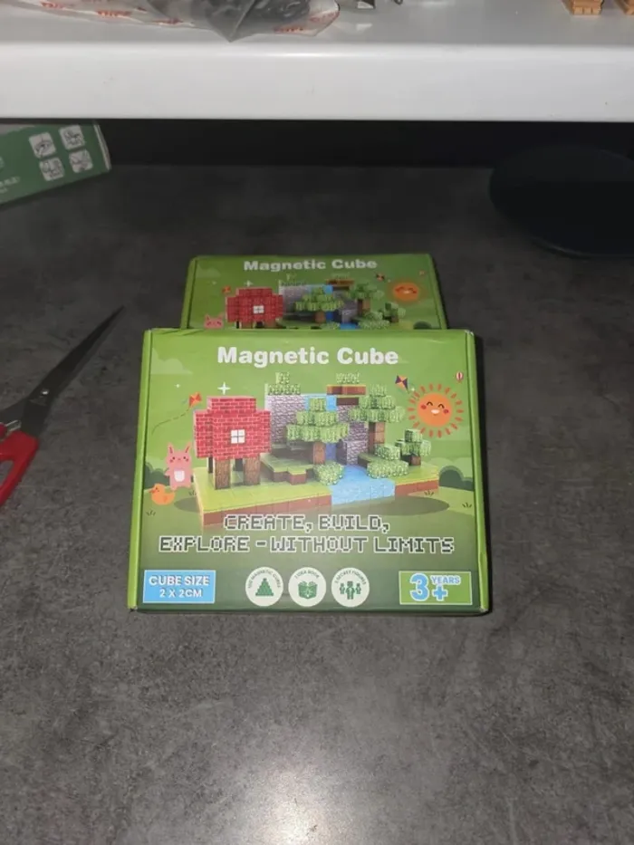 [NEUF] Lot de 200 cubes magnétiques type minecraft