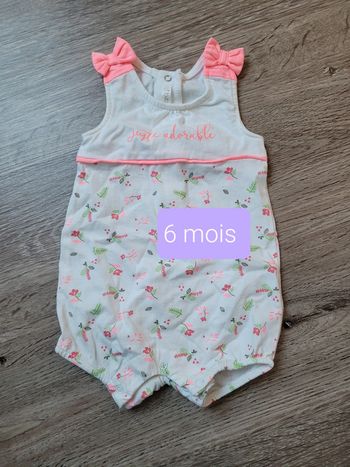 Barboteuse "juste adorable" neuf 6 mois
