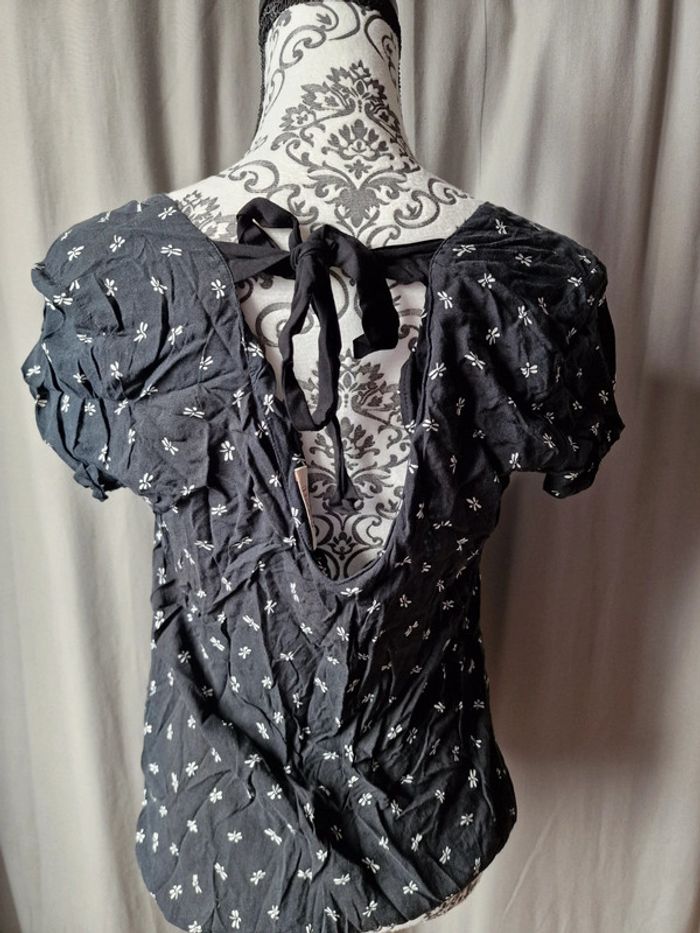 T-shirt taille 38 - photo numéro 3