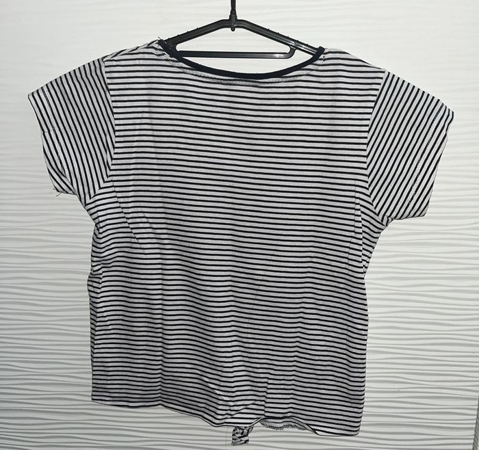 T-shirt marinière avec cœur à paillettes - photo numéro 5