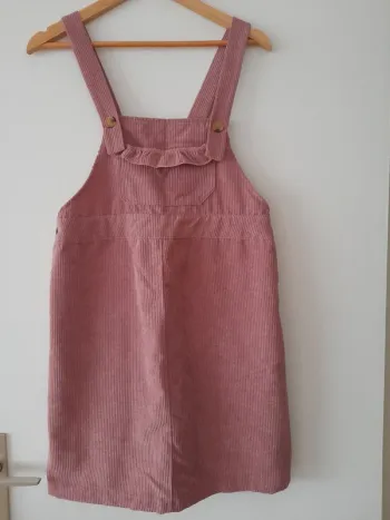 Robe courte velours côtelé à bretelles