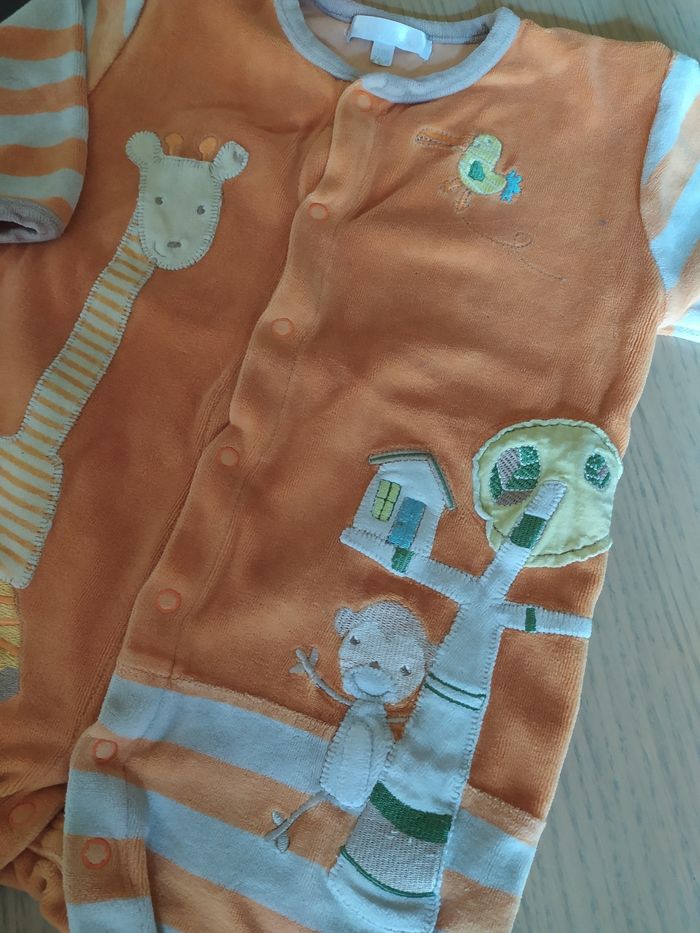 Pyjama girafe - photo numéro 3