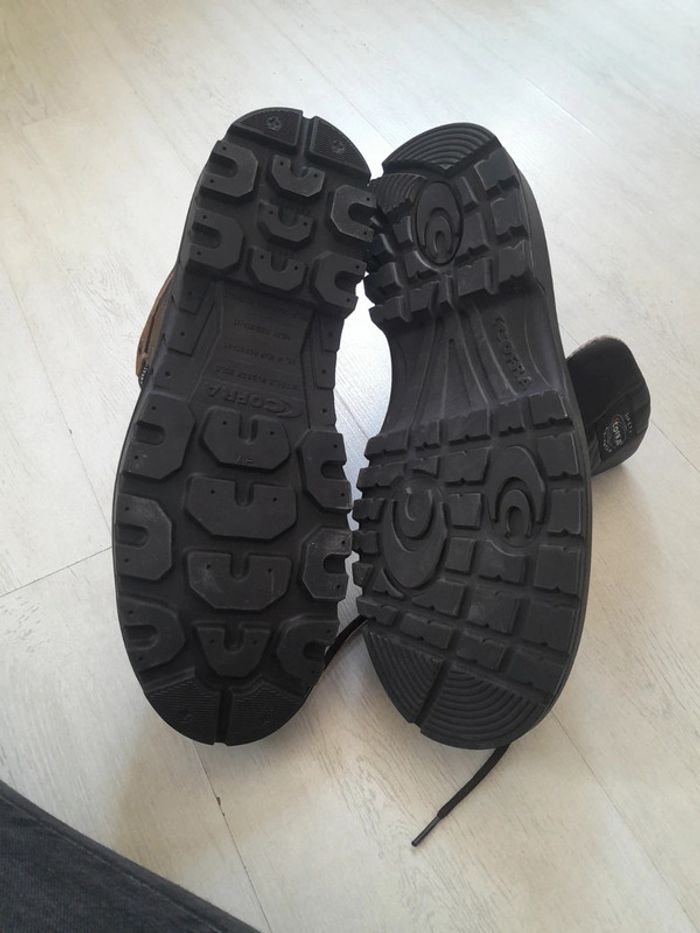 Chaussures de chantier Cofra Gorotex taille 48 - photo numéro 13