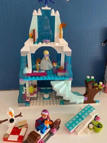 Lego Le palais de glace d'Elsa 41062.