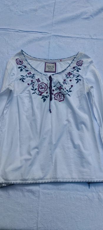 Blouse bordée esprit
