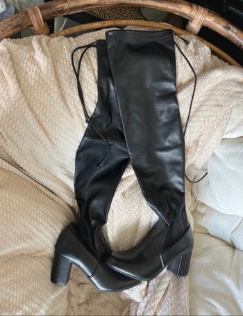 Bottes moulantes