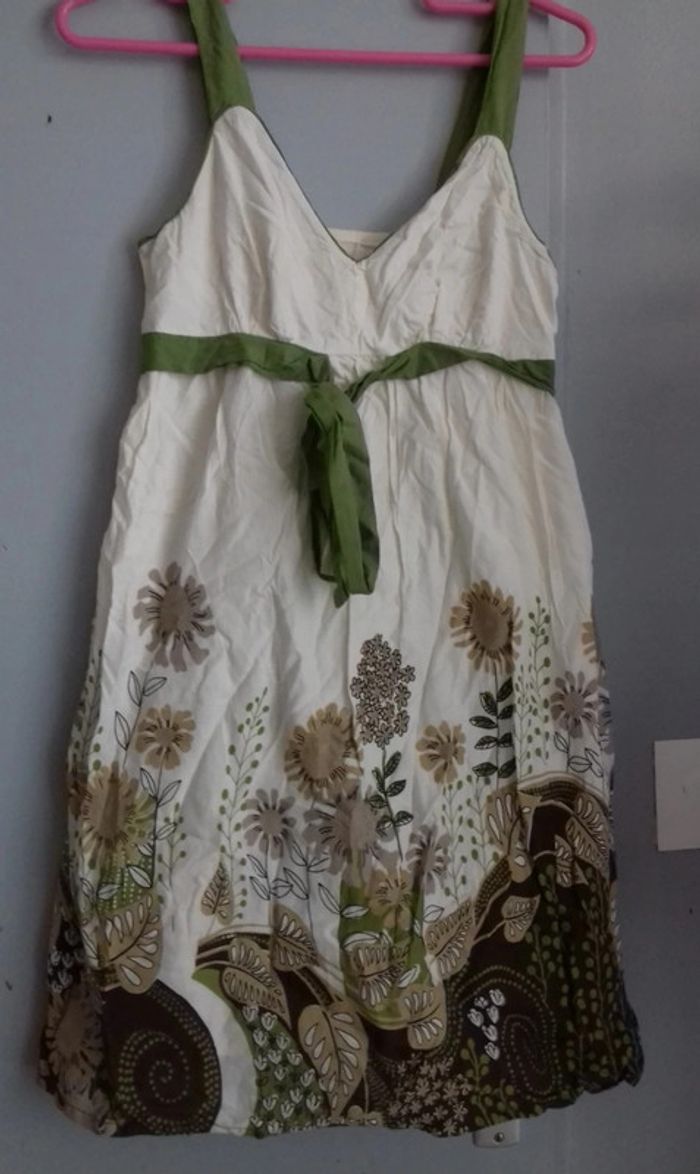 Robe verte et écru vintage